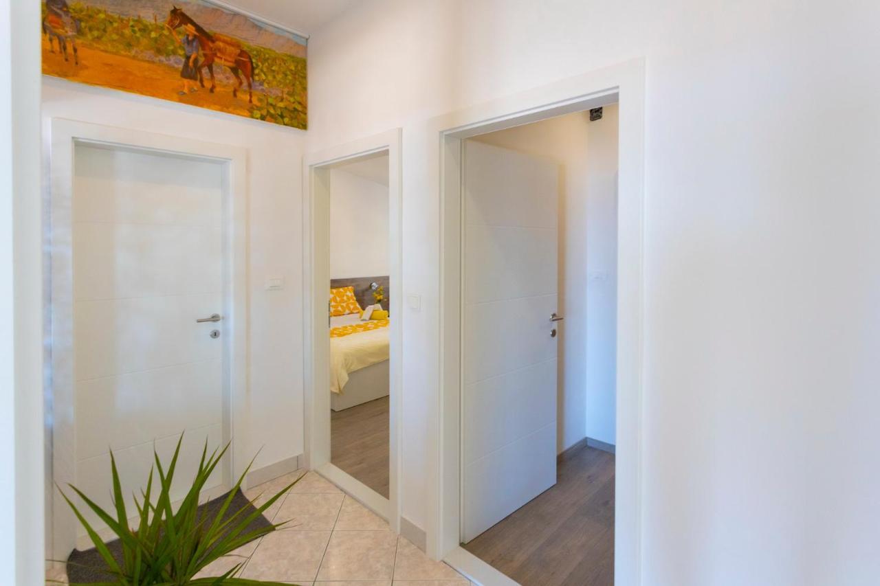 Koko Apartment Makarska Exterior photo